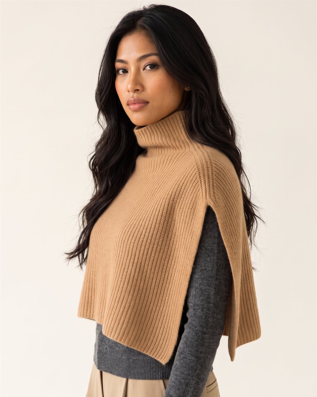 Como Cashmere Cape in Camel — color view