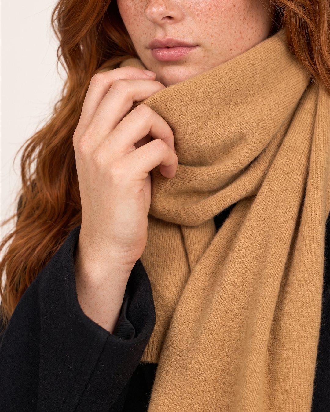 Cortina Cashmere Scarf — construction detail