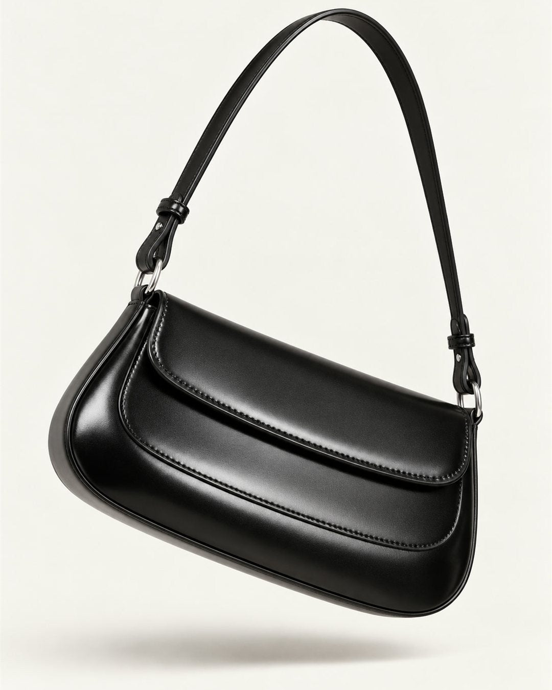 Montmartre Baguette Bag in Black — color view