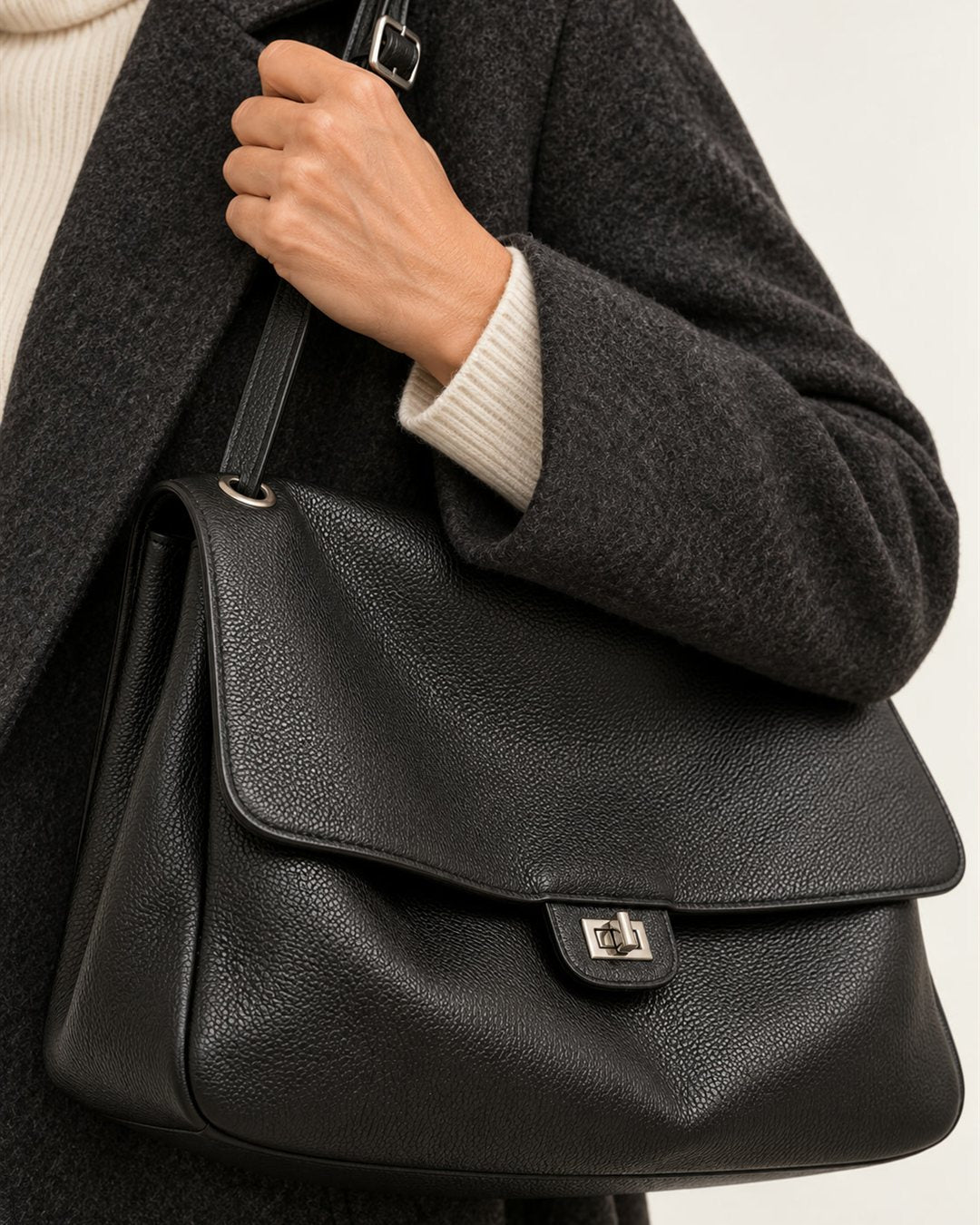 Verona Soft Leather Bag — construction detail